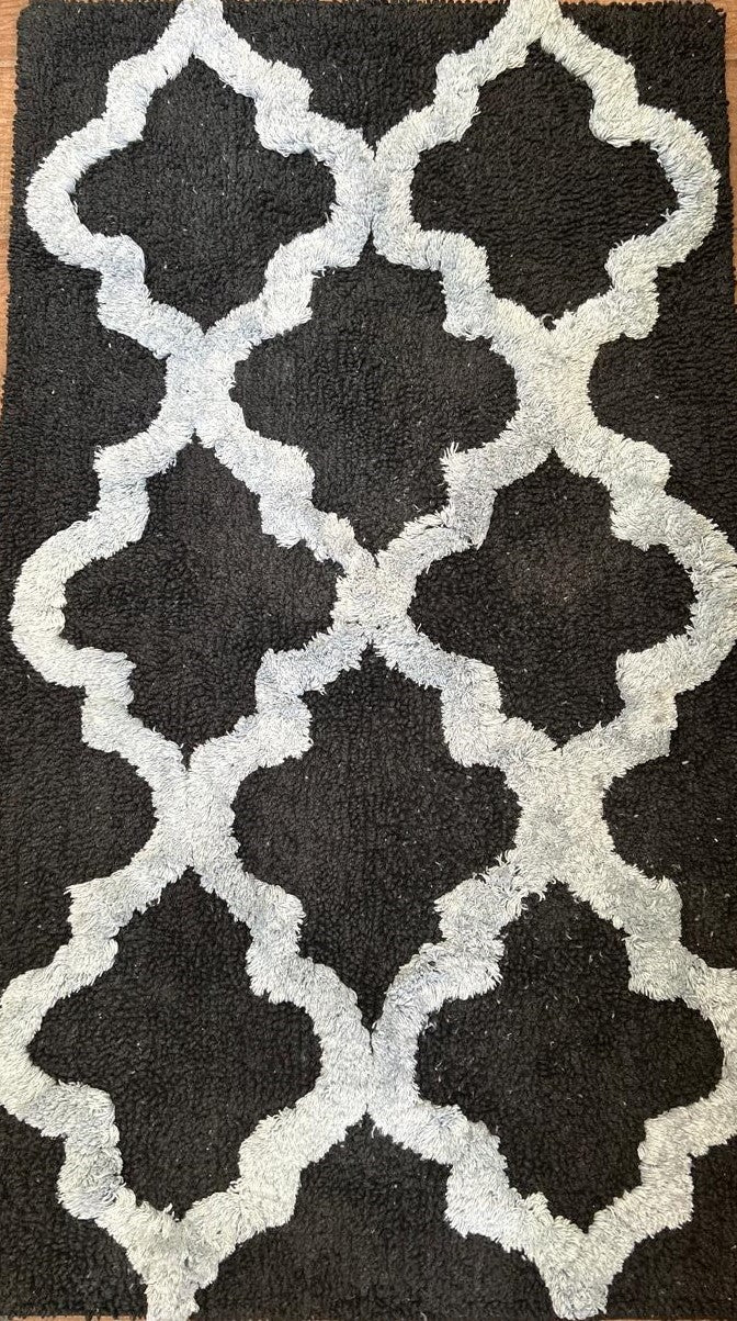 Alfombra negra Saffron Fabs