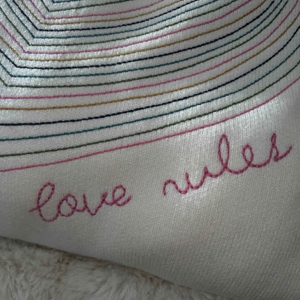 Cojín decorativo "Love Rules"